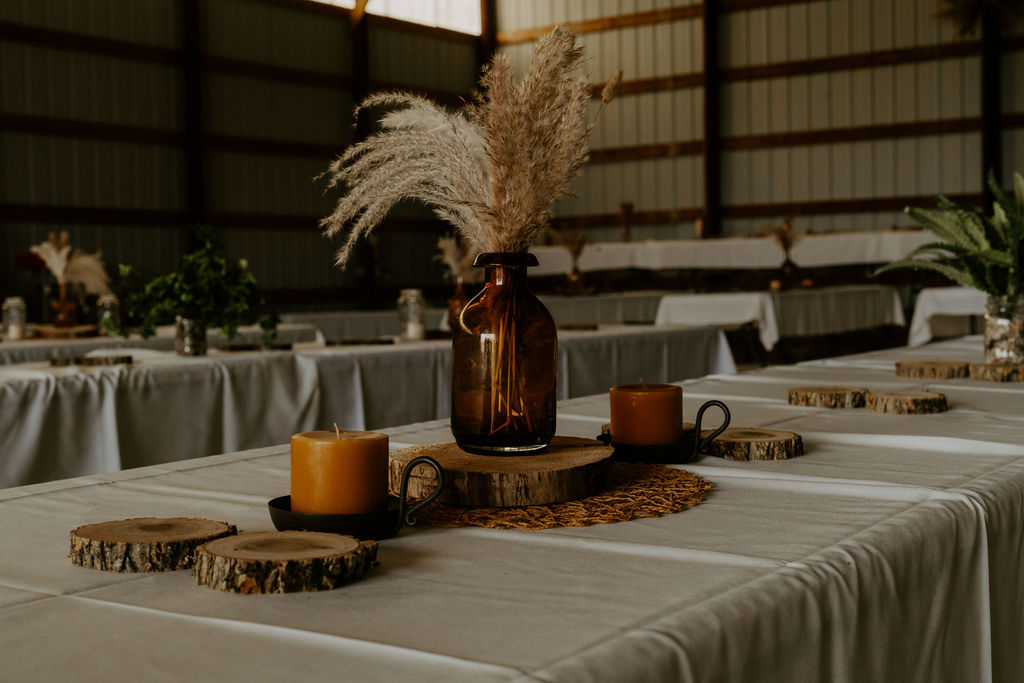 Gunflint Acres reception table setups